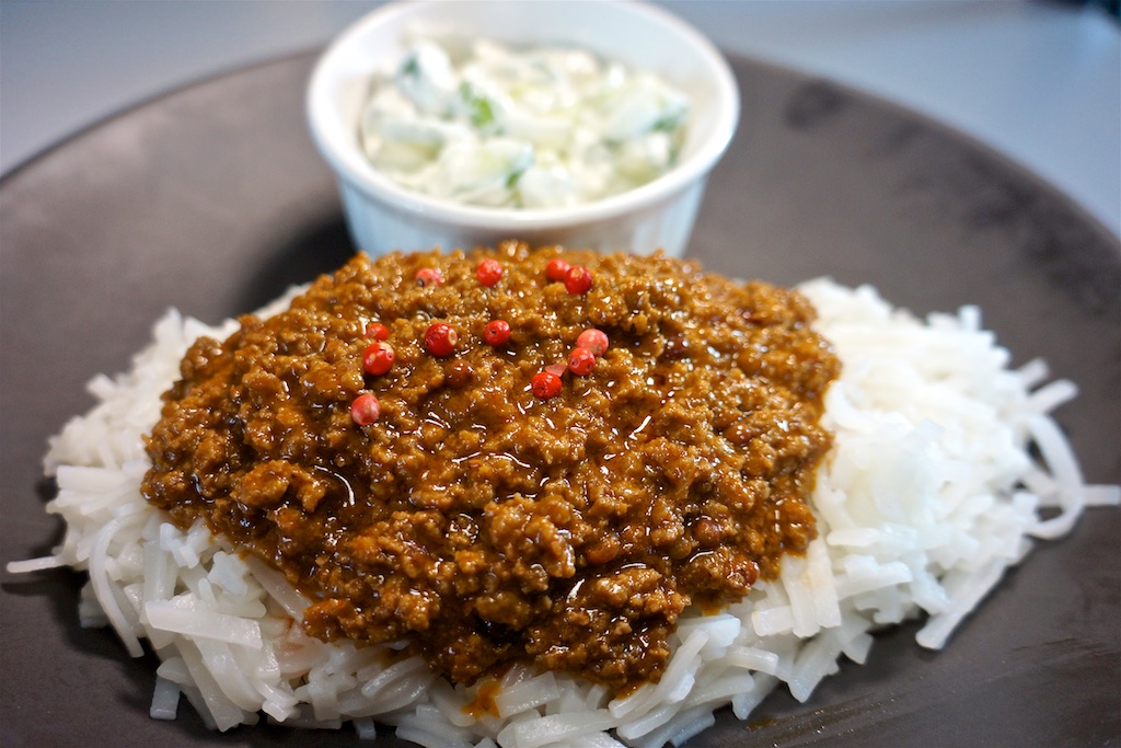 Jun 18: Country Deli; Red Curry and Pink Peppercorn Meat Sauce with Rice Noodles