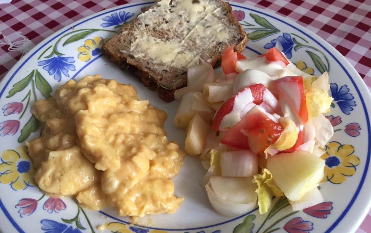 Sep 15: Scrambled Eggs and Endive Salad; Variety of Finger Food