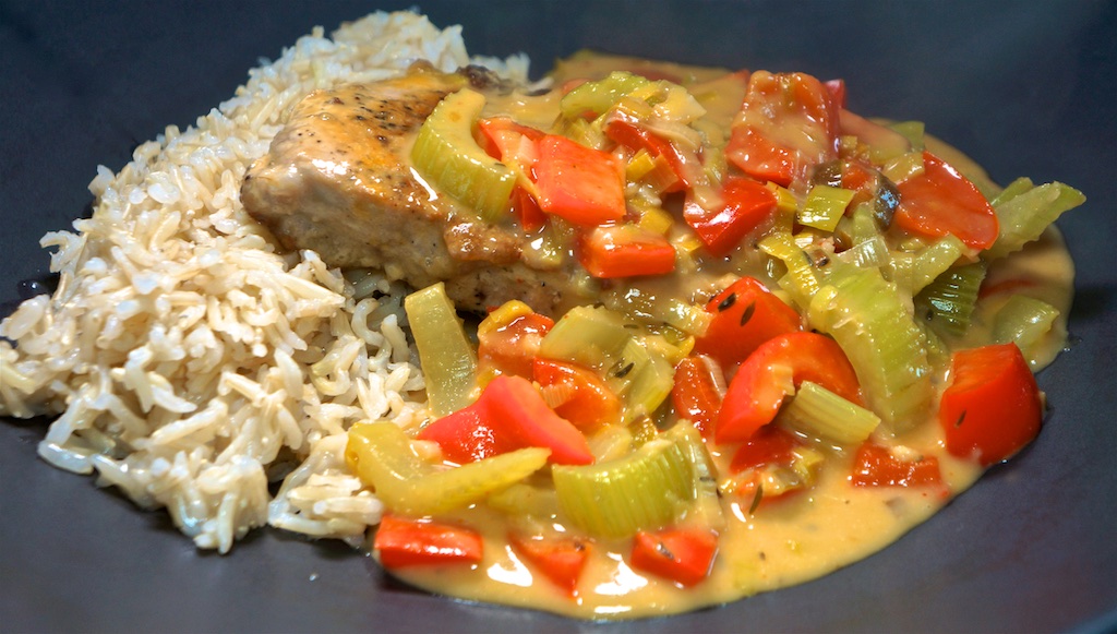 Apr 27: Chicken, Avocado, Tomato & Garlic Sandwich; Smothered Pork Chops with Brown Rice