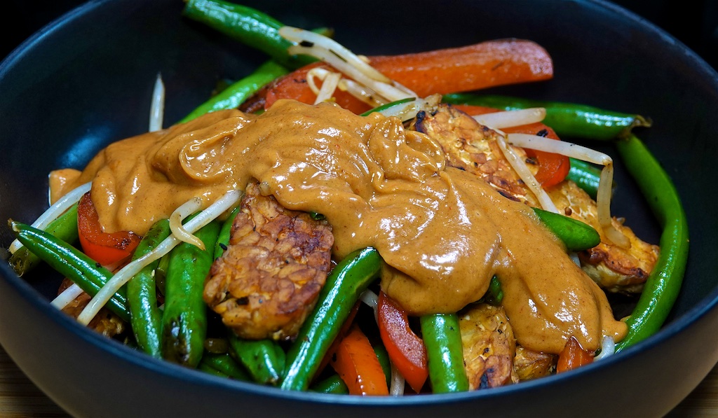 May 14: Tarte au Brie; Tempeh and Green Bean Stir-fry with Peanut Sauce