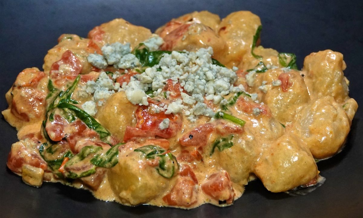 Sep 9: Curry Chicken, Sweet & Spicy Tuna with Sprouts; Tomato-Blue Cheese Sauce with Cauliflower Gnocchi