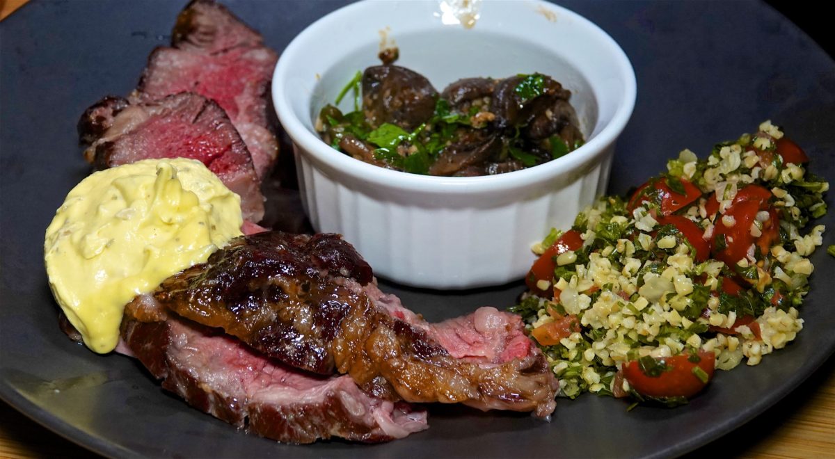 Dec 8: Smoked Salmon & Scrambled Eggs on Toast; ‘Prime Rib’ with Béarnaise Sauce, Garlic Mushrooms and Tabouli
