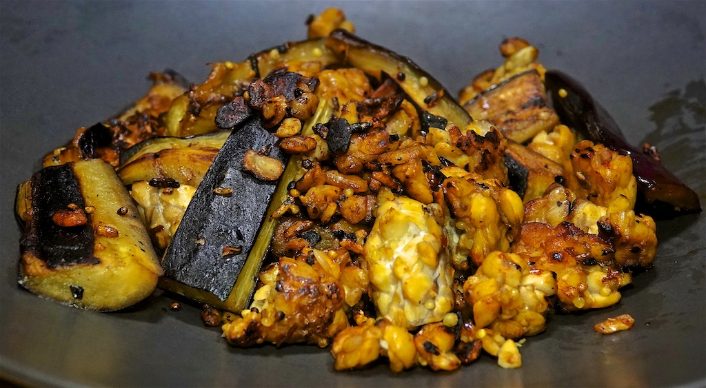 Feb 17: Turkey, Swiss & Kumato; Stir-fried Eggplant with Tempeh Crumbles