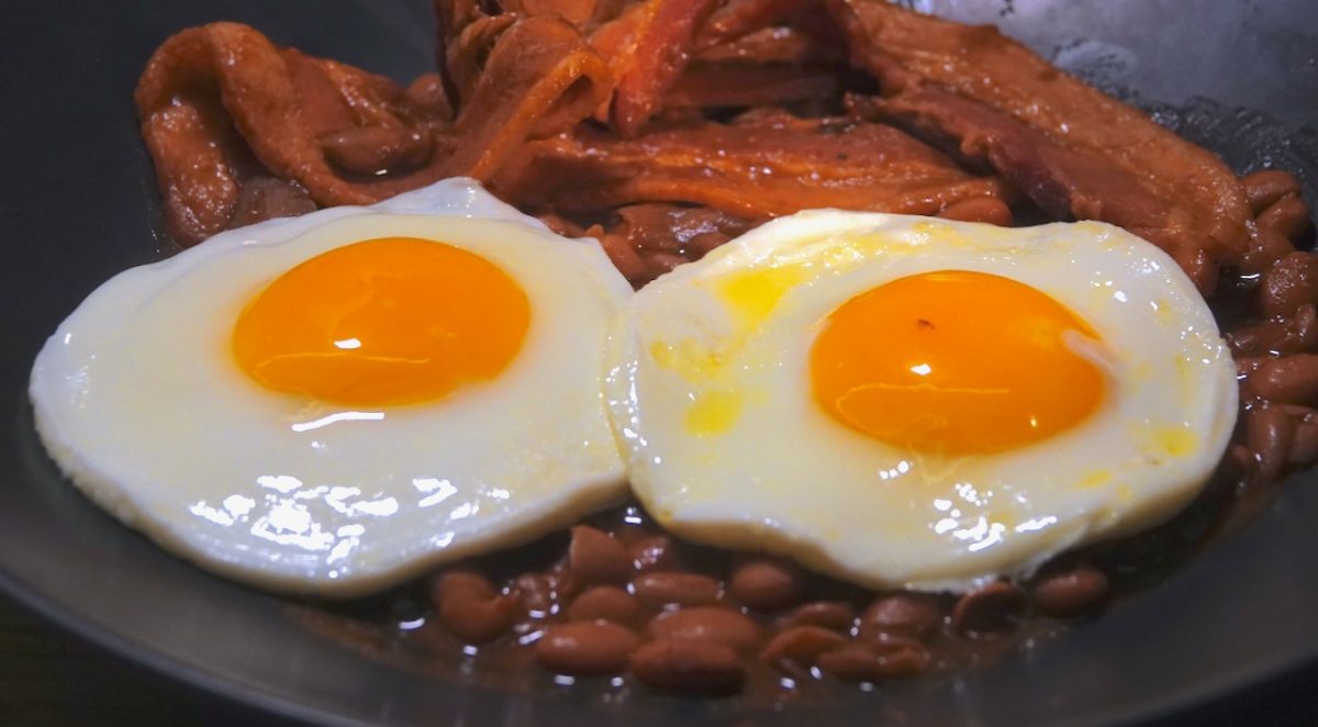 Jan 23: Chorizo, Bell Pepper & Smokey Cheddar; New England Baked Beans with Bacon and Fried Eggs