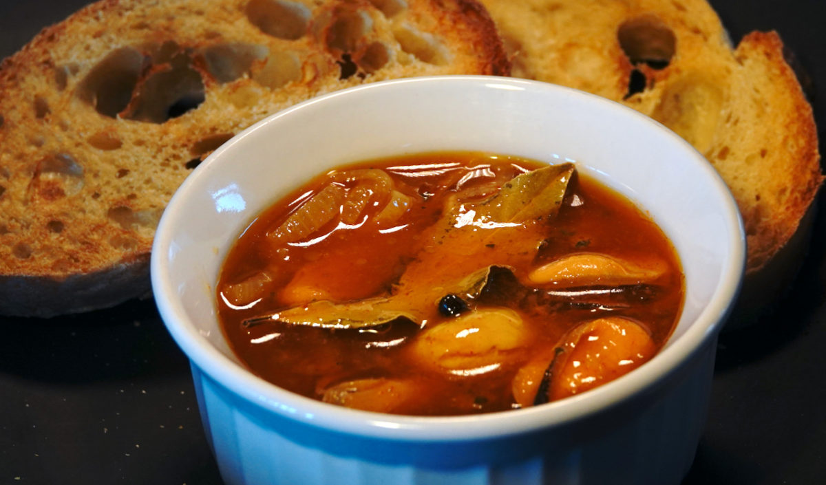 Jul 3: Mussels in Escabeche with Italian Bread and Salad