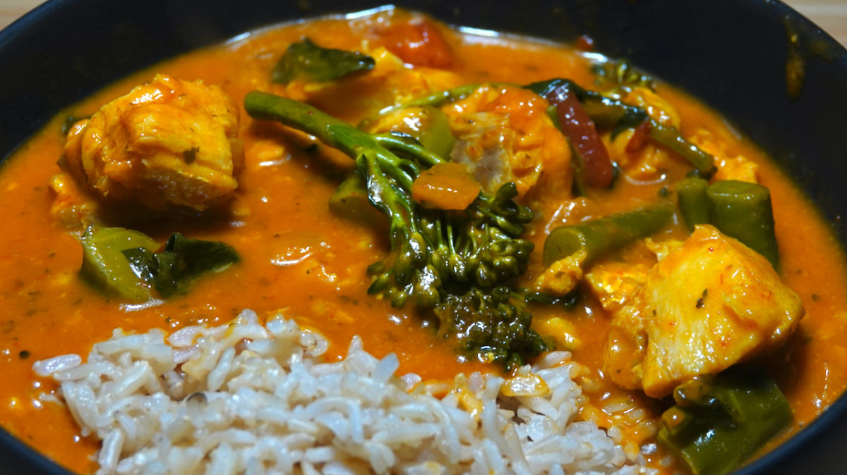 Sep 24: Cod Madras Curry with Broccolini and Brown Rice