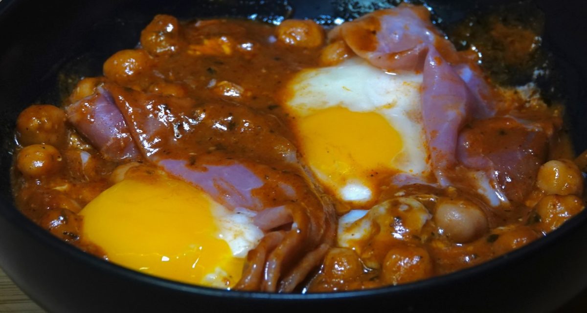Dec 15: Chickpea Masala with Prosciutto and Eggs