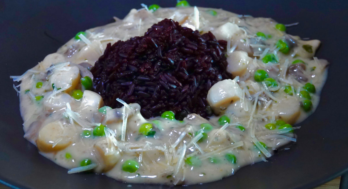 May 17: Sea Scallops and Mushrooms with Black Rice