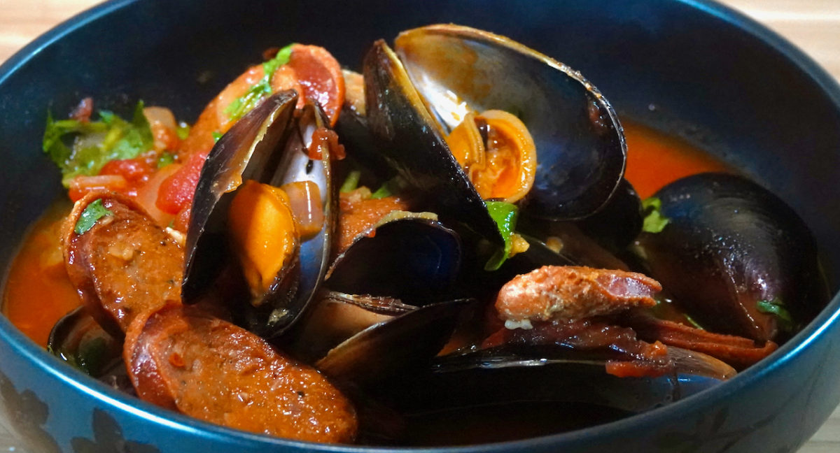 Jul 7: Spanish Mussels with Chorizo and Tomato-Wine Sauce