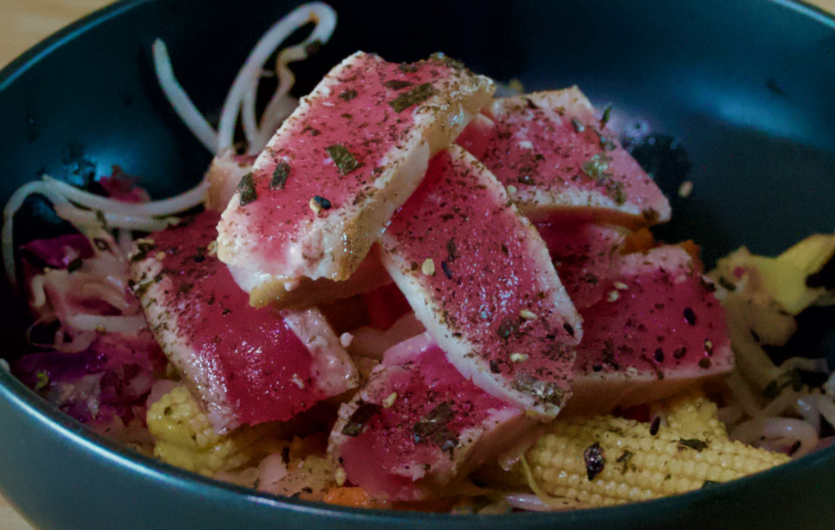 Sep 23: Tuna Tataki on Stir-fried Vegetables