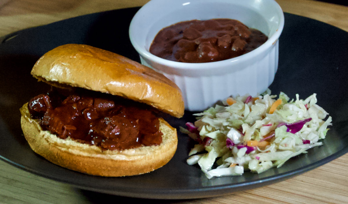 Oct 24: Jackfruit “Pulled Pork” Sandwich with BBQ Pinto Beans and Coleslaw