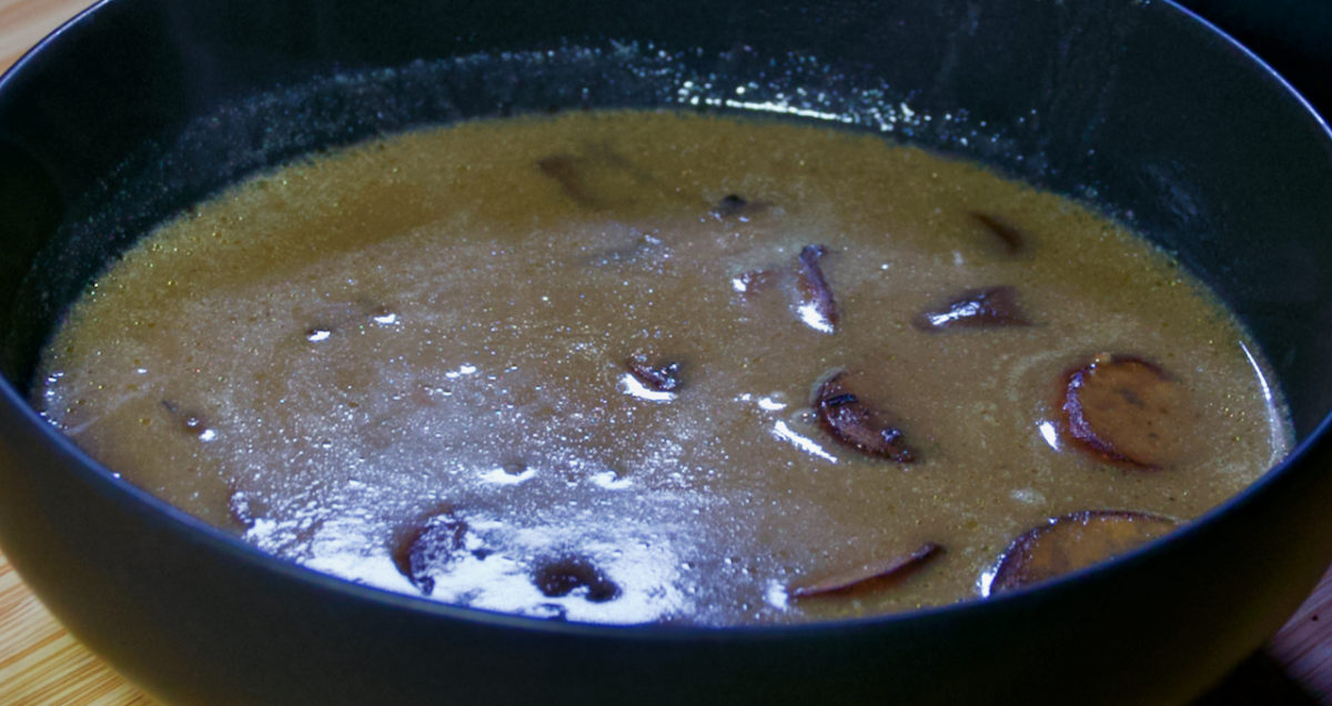 Dec 9: Creamy Garlic Mushroom Soup
