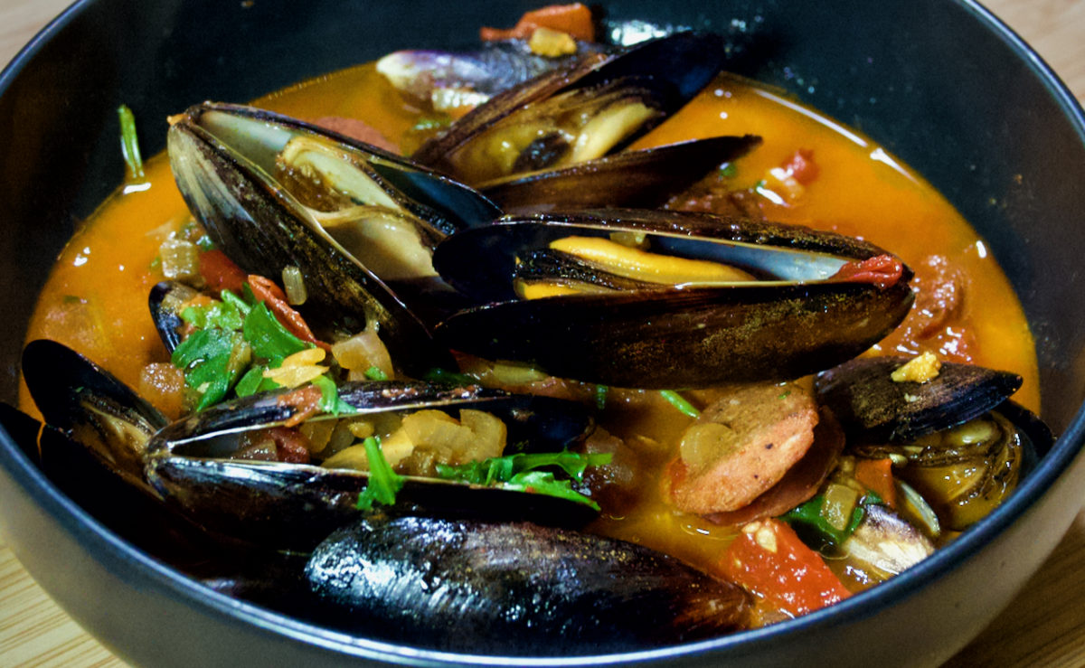 Dec 31: Spanish Mussels with Chorizo and Tomato-Wine Sauce